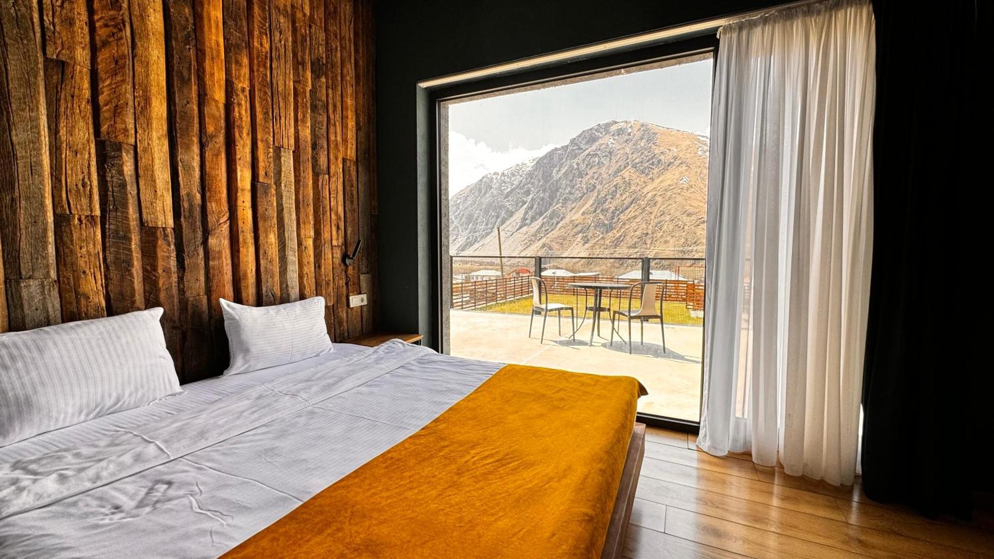 Hotel Misty Mountain Kazbegi Ngoại thất bức ảnh